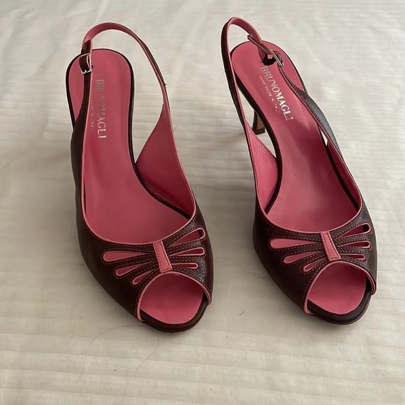 Vintage Bruno Magli Brown Peeptone Sling back Pumps Heels Shoes Pinup size 7.5B - Picture 1 of 10